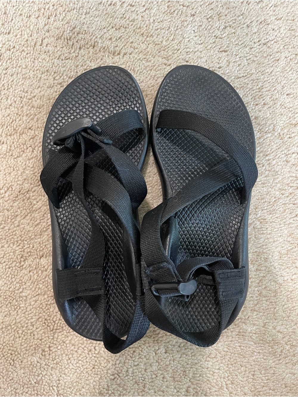 Women’s Chaco Sandals Size 8